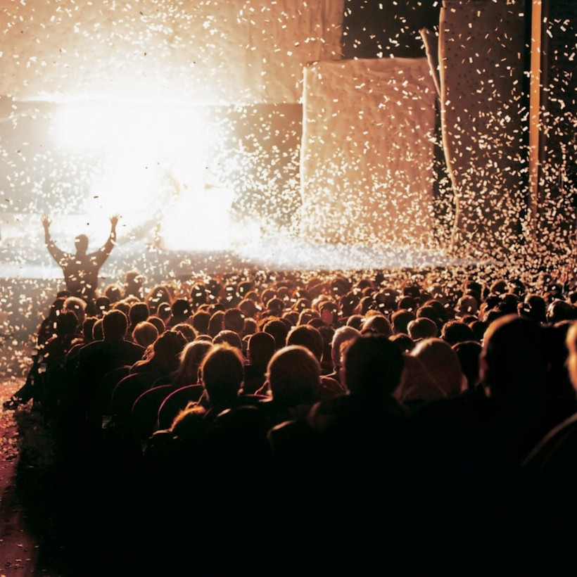 SLAVA’S SNOWSHOW:  Επιτέλους ξημερώνει μία άσπρη μέρα!