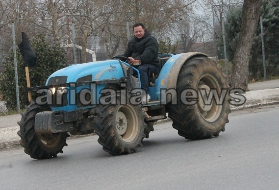 Στους δρόμους της Αριδαίας οι αγρότες (pics-vid)