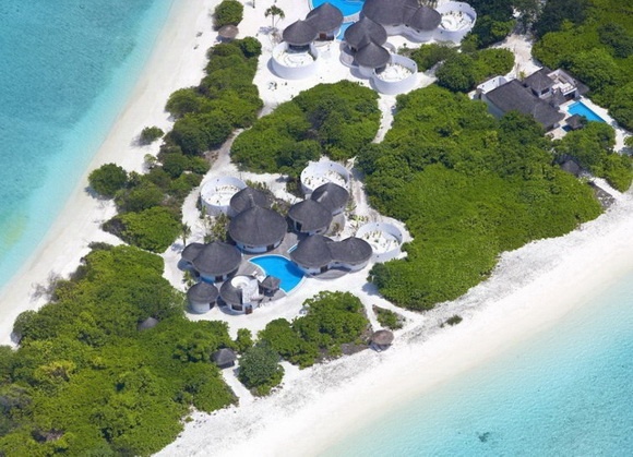 13+1 εξωτικά ξενοδοχεία που θα ήθελες να… ναυαγήσεις!