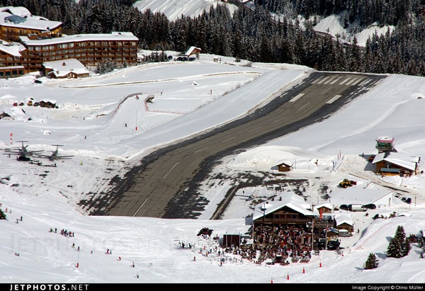 ΔΕΙΤΕ: Τα 8 πιο επικίνδυνα αεροδρόμια στον κόσμο!  