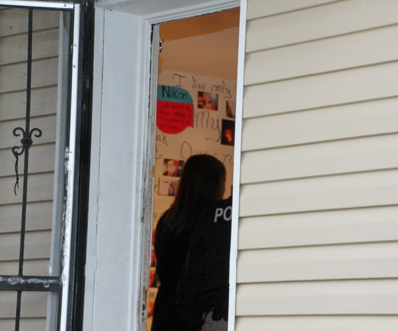 ΣΟΚ: Παιδόφιλος είχε φτιάξει δωμάτιο-«ναό» αφιερωμένη σε μια 9χρονη