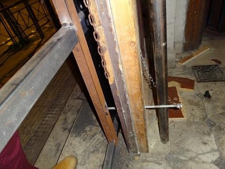 Επεισόδια στη Βίλα Κάλλας: Προσπάθησαν να καταλάβουν το κτήριο