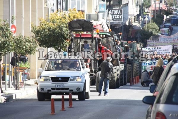 Υποτονικές οι απεργιακές κινητοποιήσεις στη Λαμία (pics)