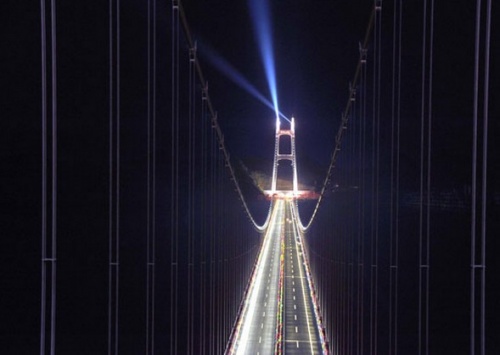 Η γέφυρα της Κίνας που προκαλεί…δέος! (pics)