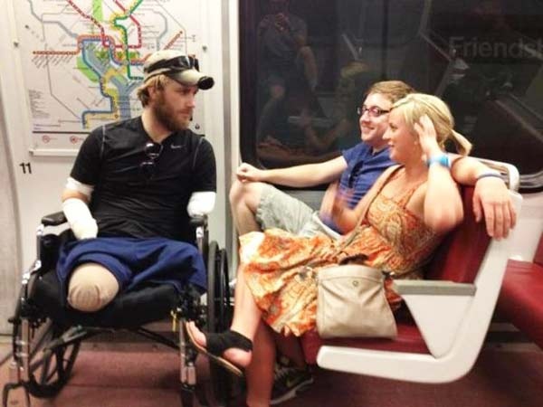 Μια πολύ συγκινητική ιστορία αγάπης καρέ-καρέ (pics)