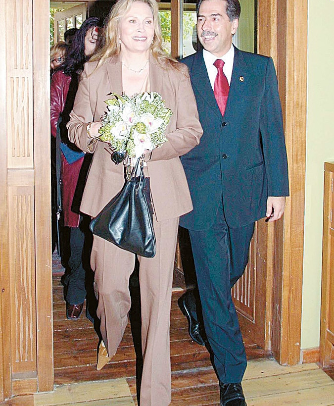 Ποιος είναι ο Βασίλης Παπαγεωργόπουλος