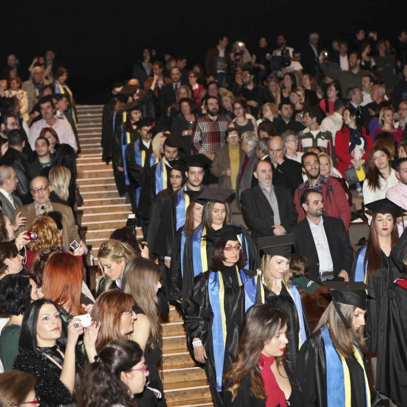 Εντυπωσιακή η τελετή αποφοίτησης του Mediterranean College