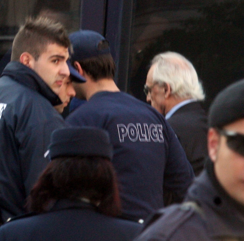 Φωτορεπορτάζ: Έφτασε στο δικαστήριο ο Άκης