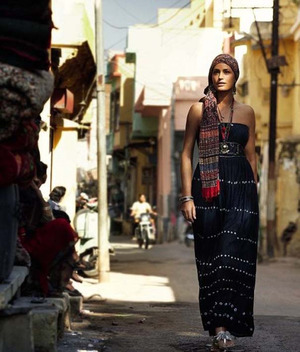 Μπορείτε να μαντέψετε πόσο χρονών είναι αυτή η πανέμορφη γυναίκα; 