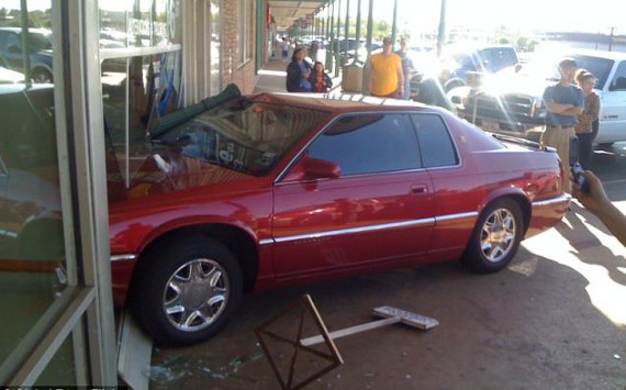 Δεν υπάρχουν: Τα χειρότερα παρκαρίσματα του κόσμου (pics)