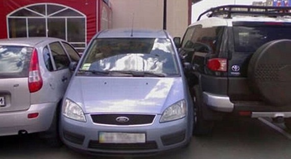 Δεν υπάρχουν: Τα χειρότερα παρκαρίσματα του κόσμου (pics)