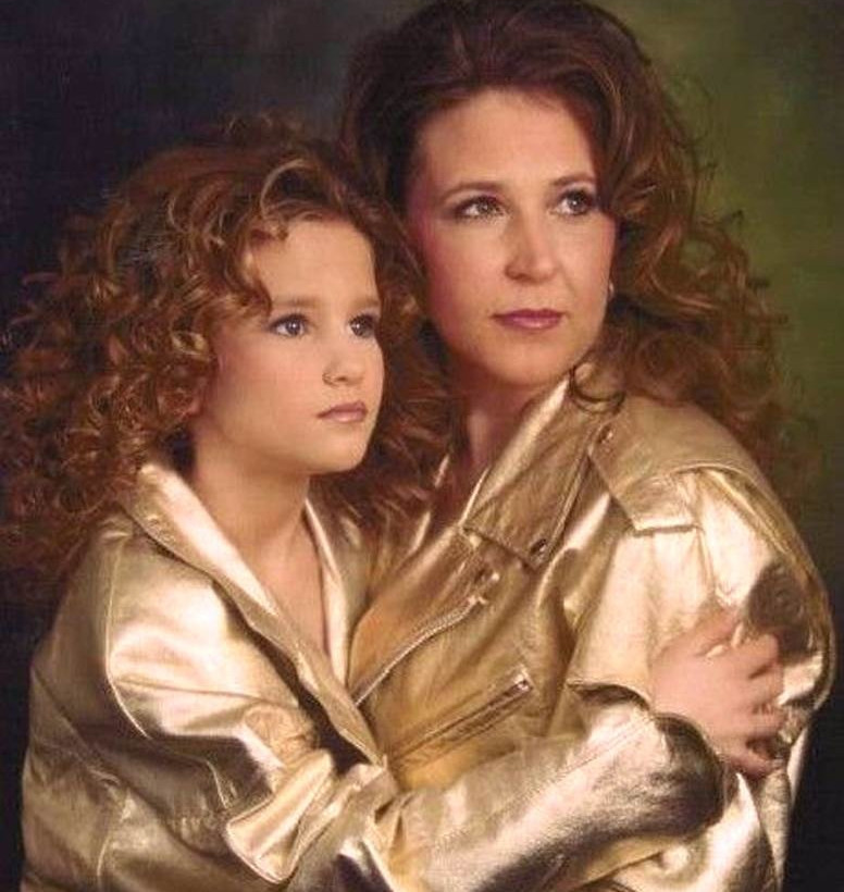 Δείξε μου τη μάνα σου να σου πω... ποιoς είσαι! (pics)