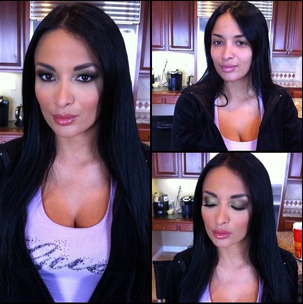 Απίστευτες μεταμορφώσεις: Πορνοστάρ πριν και μετά το μακιγιάζ