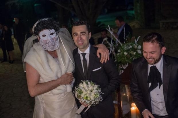 Πάτρα: Άλλη περίμεναν για νύφη και άλλη... έφθασε! (pics)