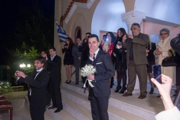 Πάτρα: Άλλη περίμεναν για νύφη και άλλη... έφθασε! (pics)