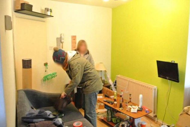 Ζητά 1000 ευρώ νοίκι και δείτε πως είναι το διαμέρισμα! (pics)