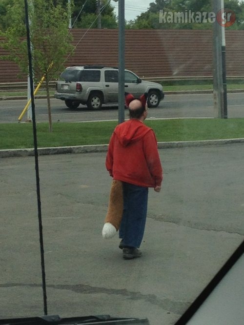 Δεν πάει καλά! Δείτε πώς κυκλοφορεί στον δρόμο