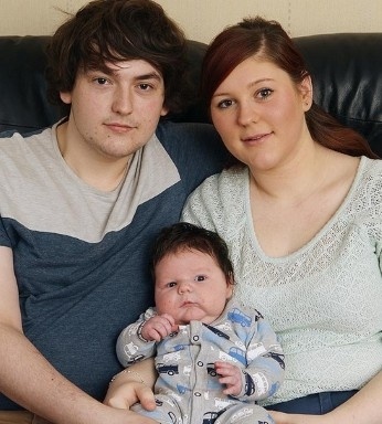 Απίστευτο: Γεννήθηκε μωρό–γίγας(pics)