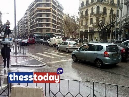 Κυκλοφοριακό «έμφραγμα» στη Θεσσαλονίκη (pics)