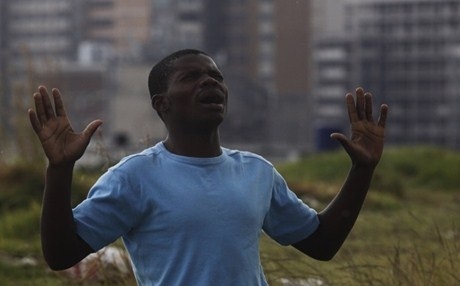 Πασχαλινή δέηση υπέρ υγείας του Mαντέλα