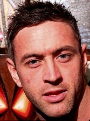 Δημοσιογράφος έχασε τη ζωή του κάνοντας ρεπορτάζ για τους άστεγους