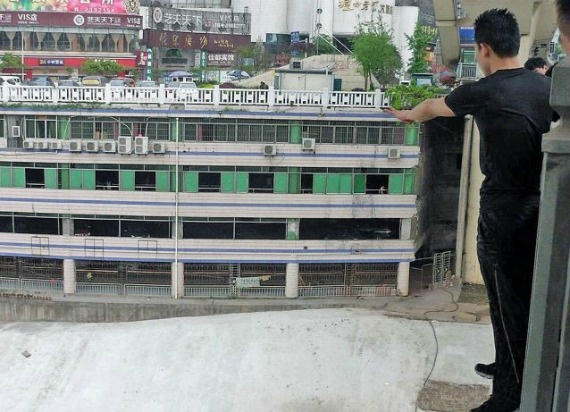 Εικόνες-ΣΟΚ: Βρήκε τραγικό θάνατο κάνοντας parkour 