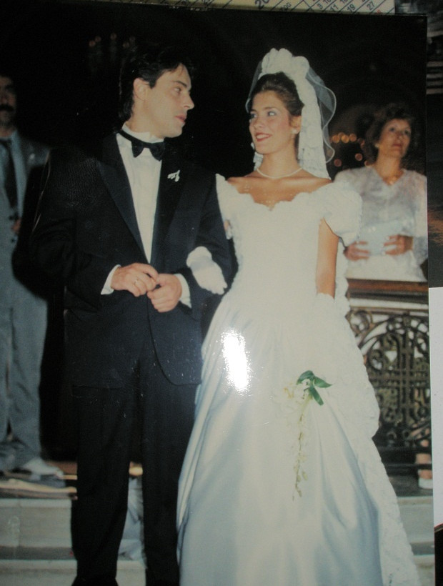 Δείτε φωτογραφίες από τον πρώτο γάμο της Ελένης Μενεγάκη!