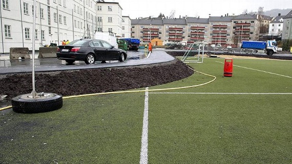 Έπαθαν την... πλάκα της ζωής τους όταν γύρισαν από τις διακοπές