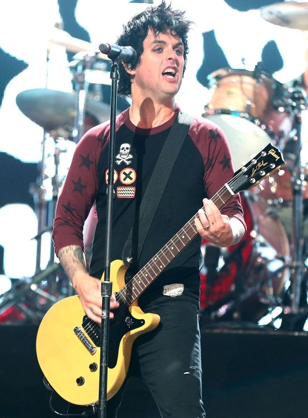 Επτά διάσημοι που τους αρέσουν και τα δύο φύλα