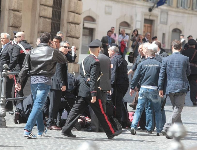 Ορκωμοσία με αίμα για την κυβέρνηση Λέτα