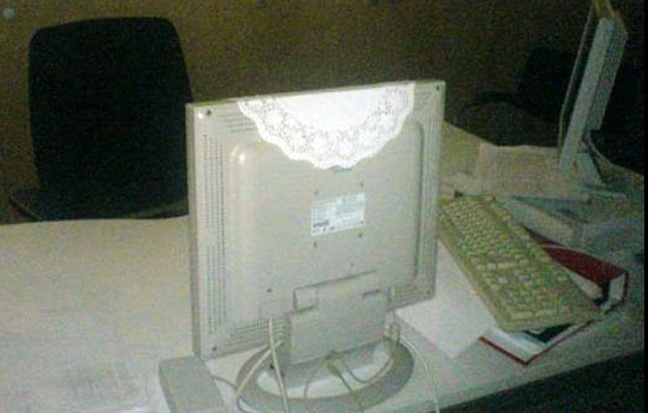 Απίθανες φωτογραφίες: Η... χαρά της ελληνίδας μάνας! (pics)