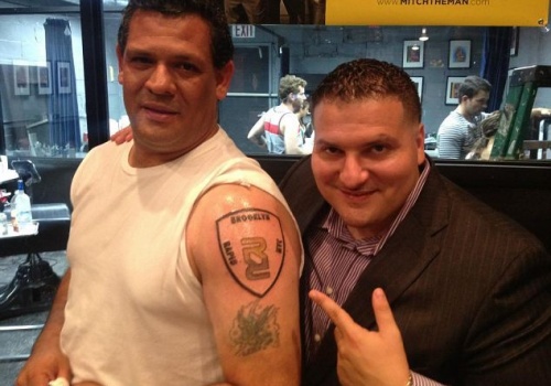 Το τατουάζ που φέρνει... αύξηση στο μισθό