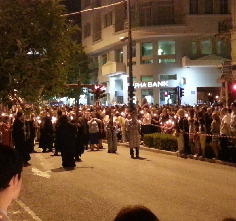 Δείτε εικόνες από τον χθεσινό επιτάφιο στα Ιωάννινα