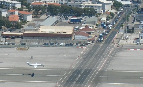 Το πιο τρομακτικό αεροδρόμιο (pics)