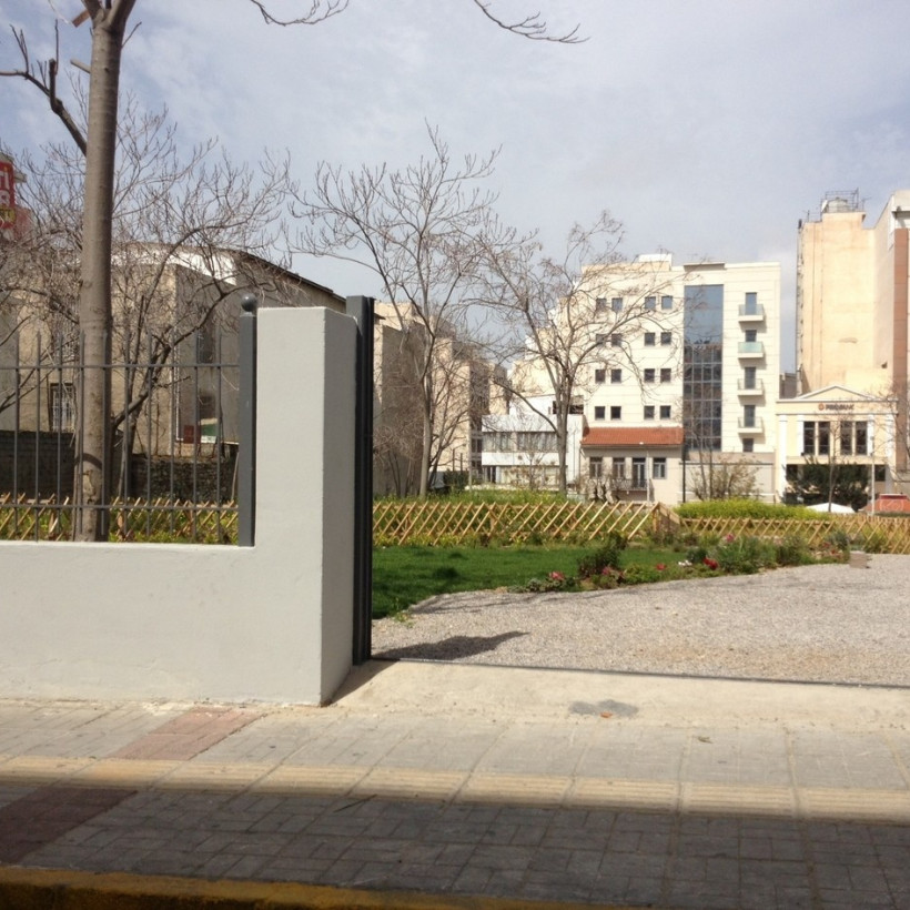 Δείτε: Το πριν και το μετά του οικοπέδου ΙΚΑ στο κέντρο του Πειραιά   