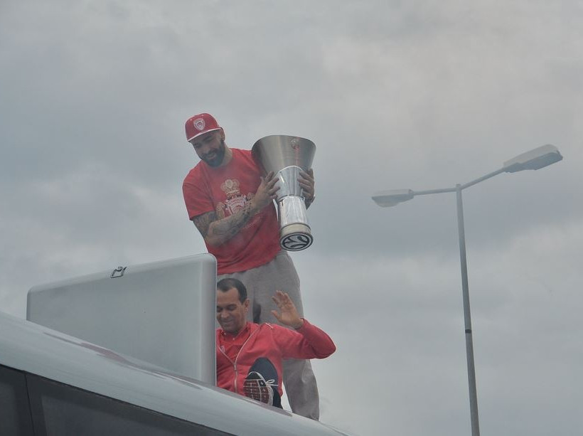 «Κόκκινη» υποδοχή για τους Πρωταθλητές Ευρώπης