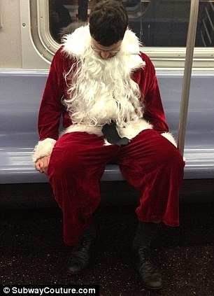 Απίθανες φωτογραφίες: Τι μπορεί να δει κανείς μέσα στο μετρό! 