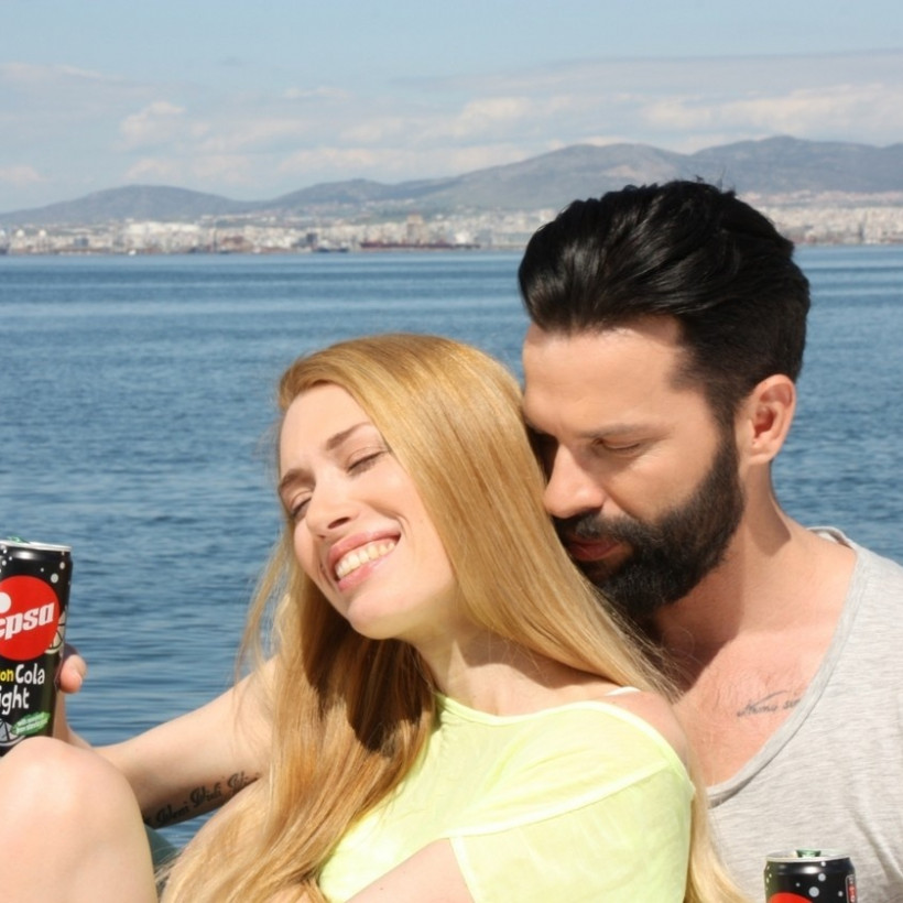 Η πρώτη Ελληνική cola έγινε καλύτερη και λάϊτ!