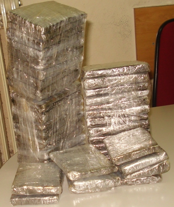 Έκρυβε στο αυτοκίνητο ένα μεγάλο μυστικό (pics)