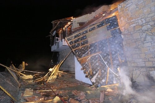 Στις «φλόγες» εστιατόριο στο Ηράκλειο-Τεράστιες ζημιές (pics)