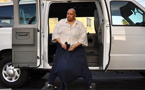 ΣΟΚ: Αφαίρεσε όρχι βάρους 45 κιλών!