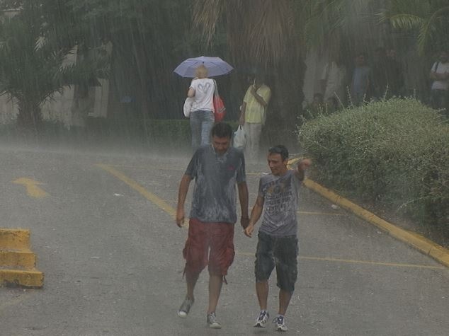 Στην ΕΡΤ παρά τη βροχή (pics+Video) 