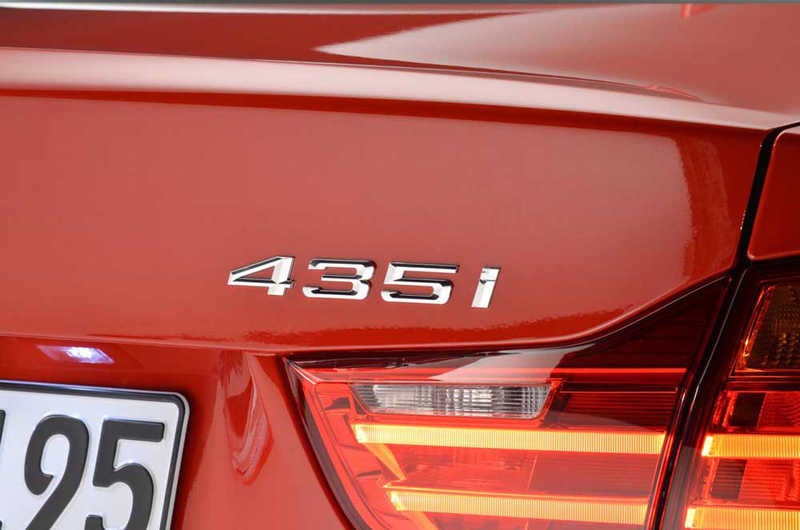 BMW 4 COUPE: Όμορφη και δυνατή