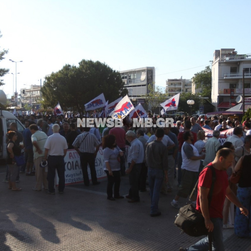 Φωτορεπορτάζ από το συλλαλητήριο αλληλεγγύης για την ΕΡΤ από το ΠΑΜΕ