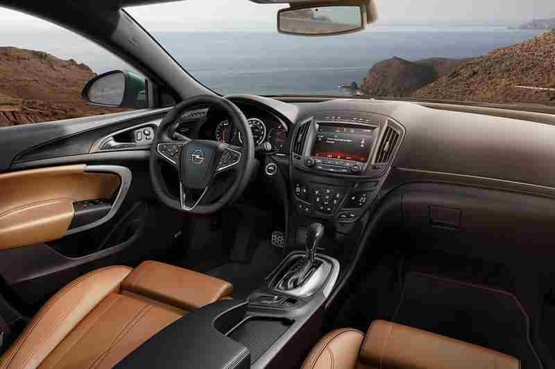 OPEL INSIGNIA: Ανανεωμένο στη Φρανκφούρτη