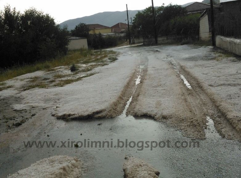 Ο καιρός τρελάθηκε – Καύσωνας με… χαλάζι (vid-pics)
