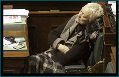 Ευρωτεμπέληδες: Να ποιοι κουνάνε το δάχτυλο στους Έλληνες