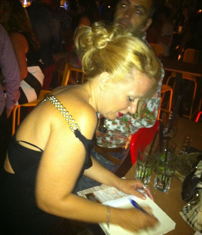 Τιμώμενο πρόσωπο στα Τίρανα η συγγραφέας Αναστασία Κορινθίου