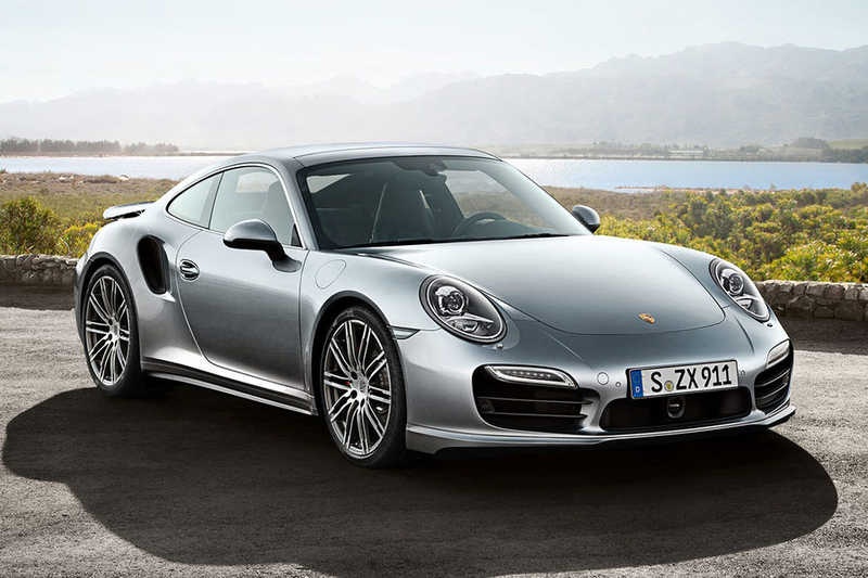 PORSCHE 911 TURBO με 520 ίππους