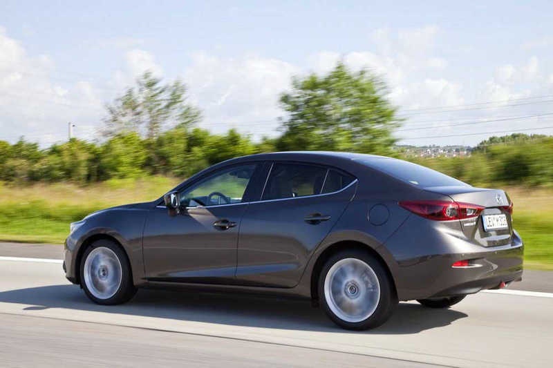 Νέο Mazda 3: Και Σεντάν 